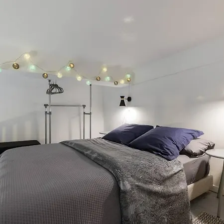 Studio En Duplex Centre Nice/ Port /vieille-ville.